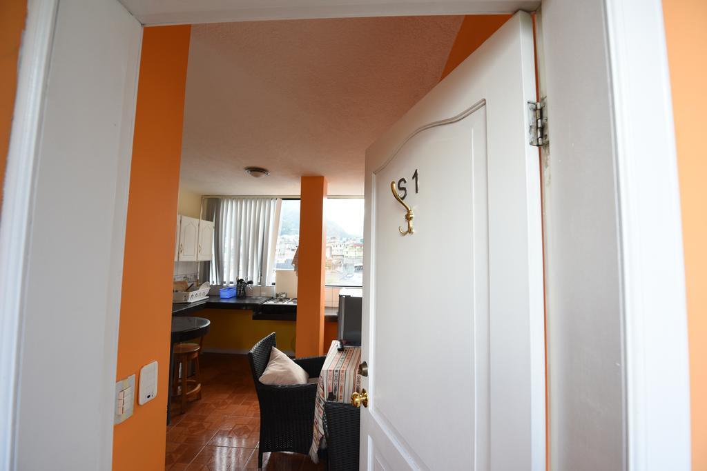 Mayra'S Apartments And Spanish School 바뇨스 객실 사진